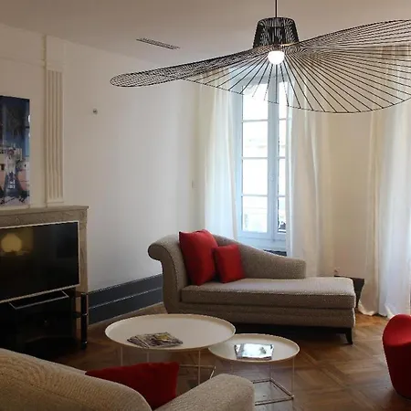 Apartment L'Appart De L'Intendance